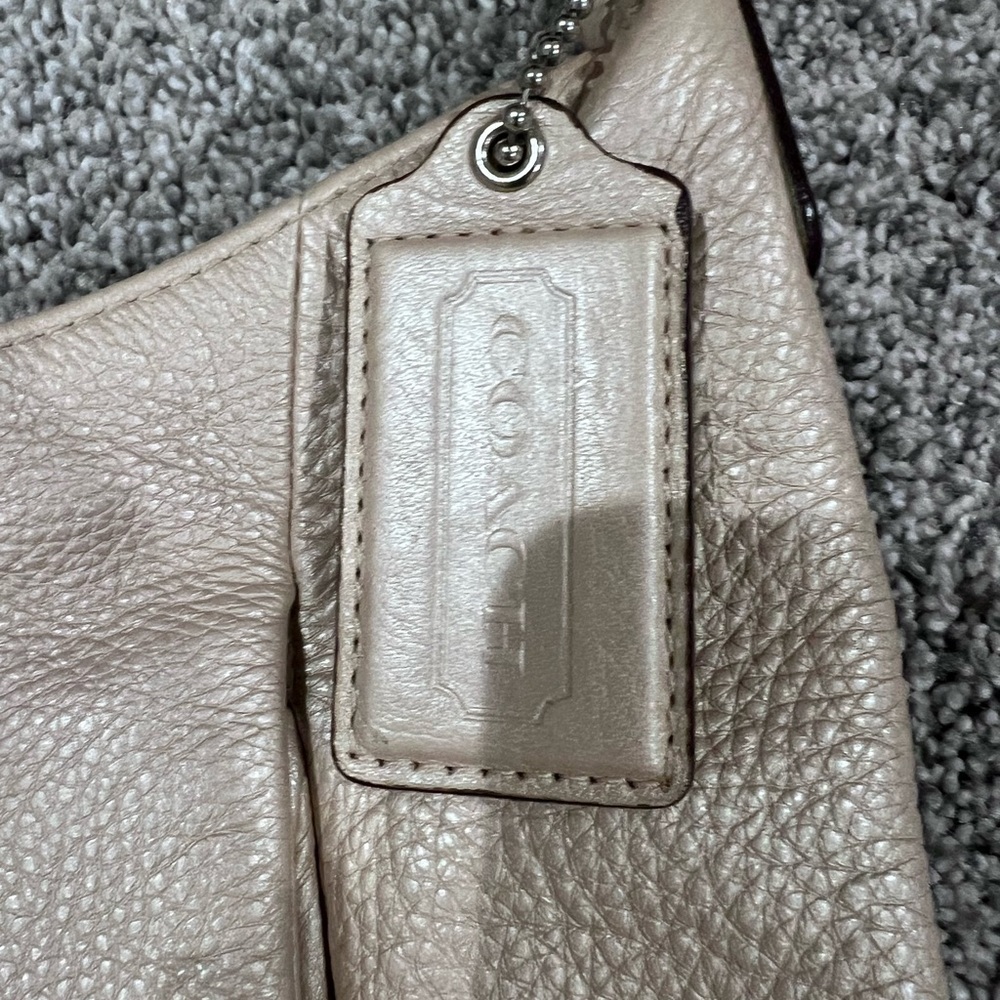 Coach Kristin Pebbled Leather Champagne Shoulder Bag Crossbody Hobo Zip Closure - Picture 5 of 15